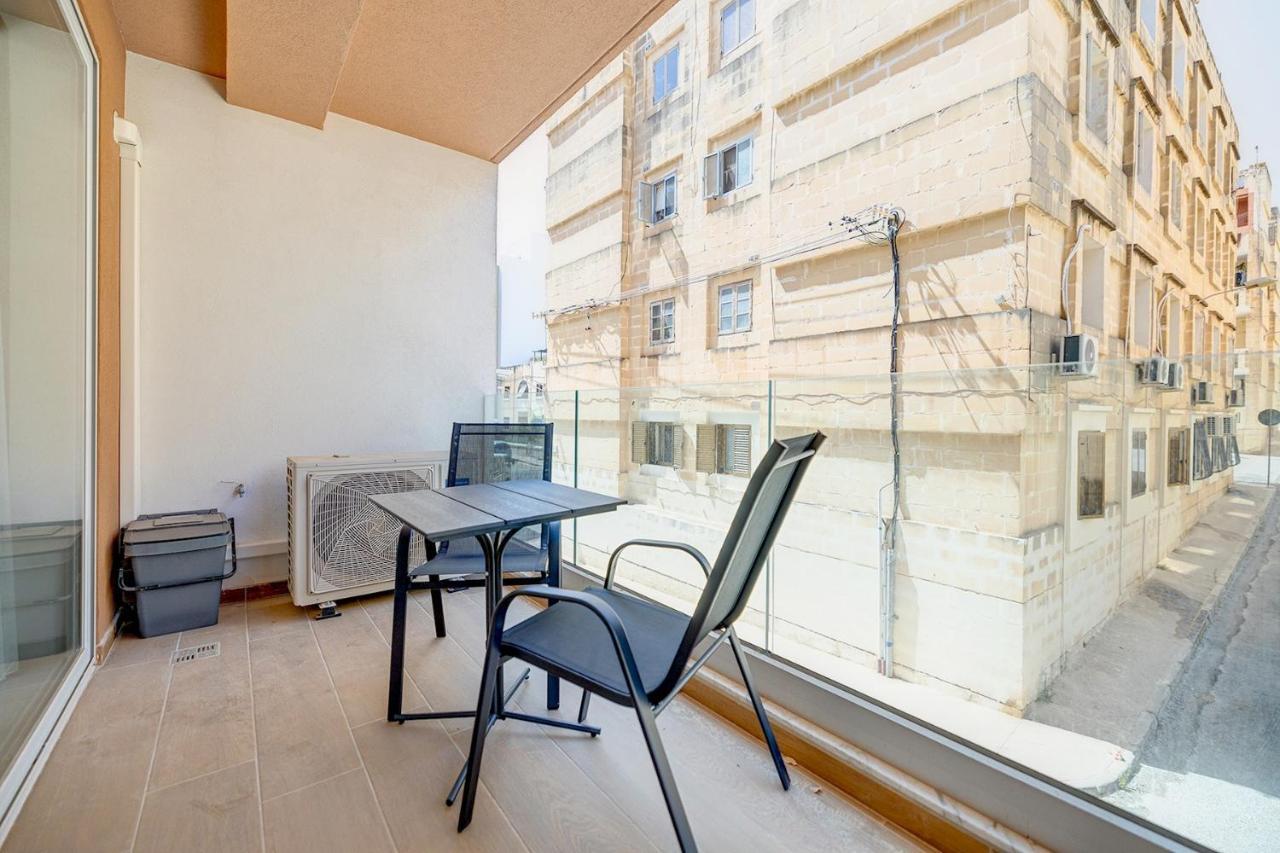 Chic 2Br Apartment, Ideal Location Ta Xbiex Luaran gambar